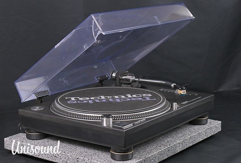 Technics SL-1200MK3 Black Direct Drive DJ Turntable in Very Good Condition  			