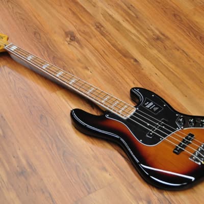 Fender Vintera 70s Jazz Bass 2 Color Sunburst image 4