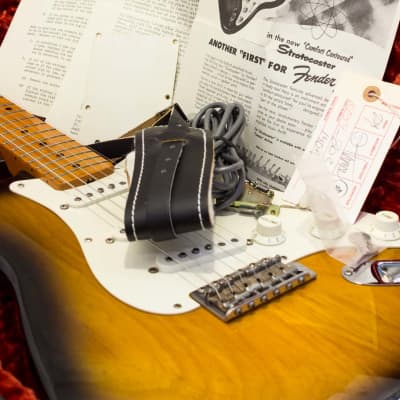 Fender 40th Anniversary American Vintage '54 Stratocaster Sunburst 1994 image 23