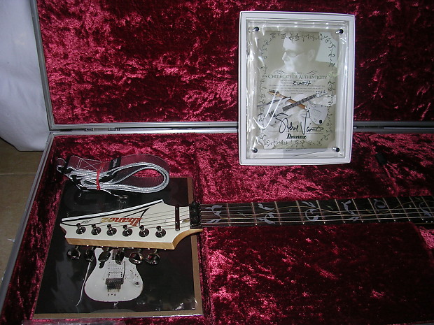 Steve Vai EVO Experience 超レアなグッズです！！