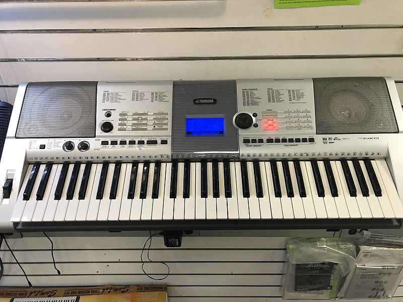 鍵盤楽器 PSR-E403 ヤマハ | PSR-E403 - ポータブルキーボード - 概要