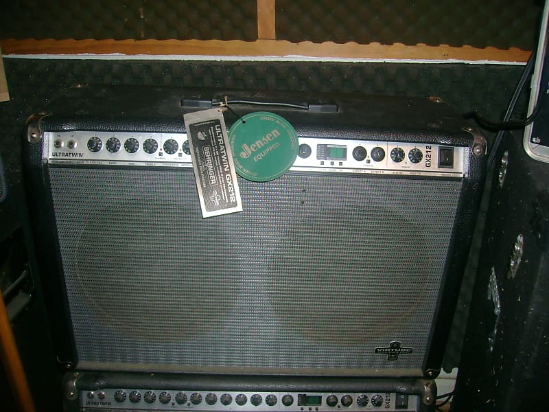 Behringer GX212 ultratwin virtube combo amp, 2x12" jensen Reverb
