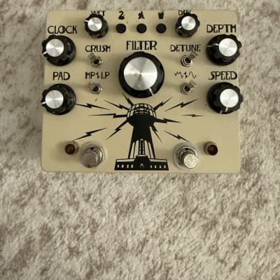 Reverb.com listing, price, conditions, and images for hungry-robot-the-wardenclyffe-deluxe