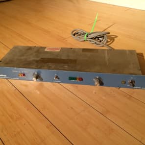Orban 526 A, Dynamic Sibilance Controller De-esser, Preamp