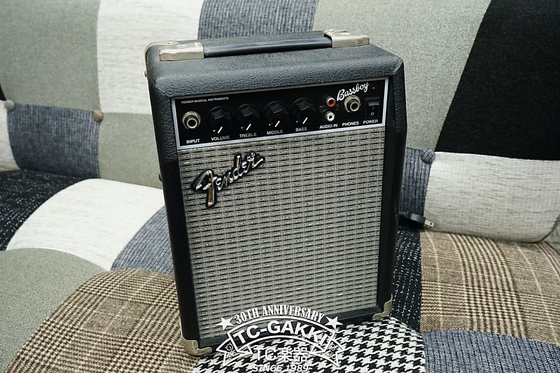 Fender　BASSBOY　COMPACT BASS AMPLIFIER Amazon | Fender Japan BASSBOY [COMPACT BASS AMPLIFIER