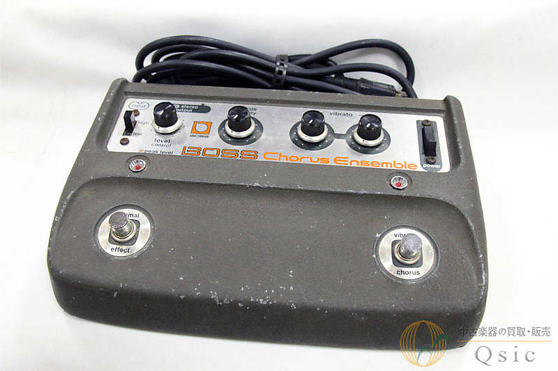 Boss CE-1
