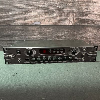 Line 6 Bass POD Pro Rackmount Multi-Effect and Amp Modeler