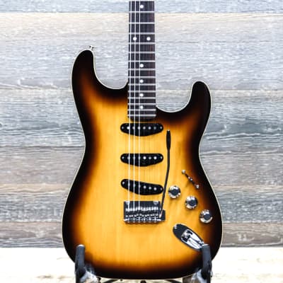 ギター Fender MIJ Aerodyne Stratocaster AST-M Fender MIJ Aerodyne II Stratocaster Candy Apple Red | The