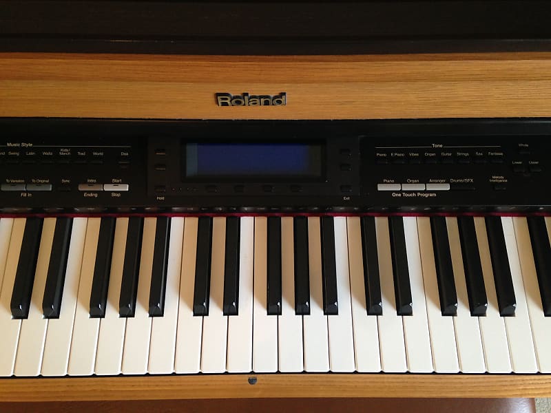 Roland KR 770 digital piano 2003 oak