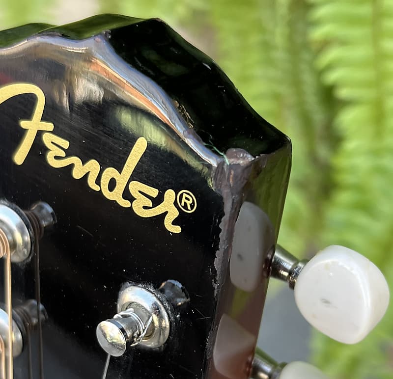 Fender FM52E Acoustic-Electric Mandolin