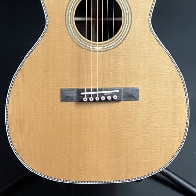 Martin 0012-28 Modern Deluxe 12-Fret Grand Concert Acoustic Guitar Gloss Natural w/ Case for sale