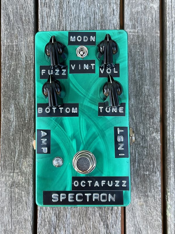 Shin’s Music Spectron Vintage Style Octafuzz Green Scratch