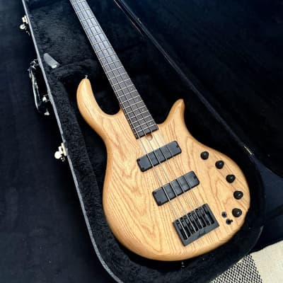 STR CS449 Classic Vintage Fender Fodera Style Jazz Bass 2 Tone