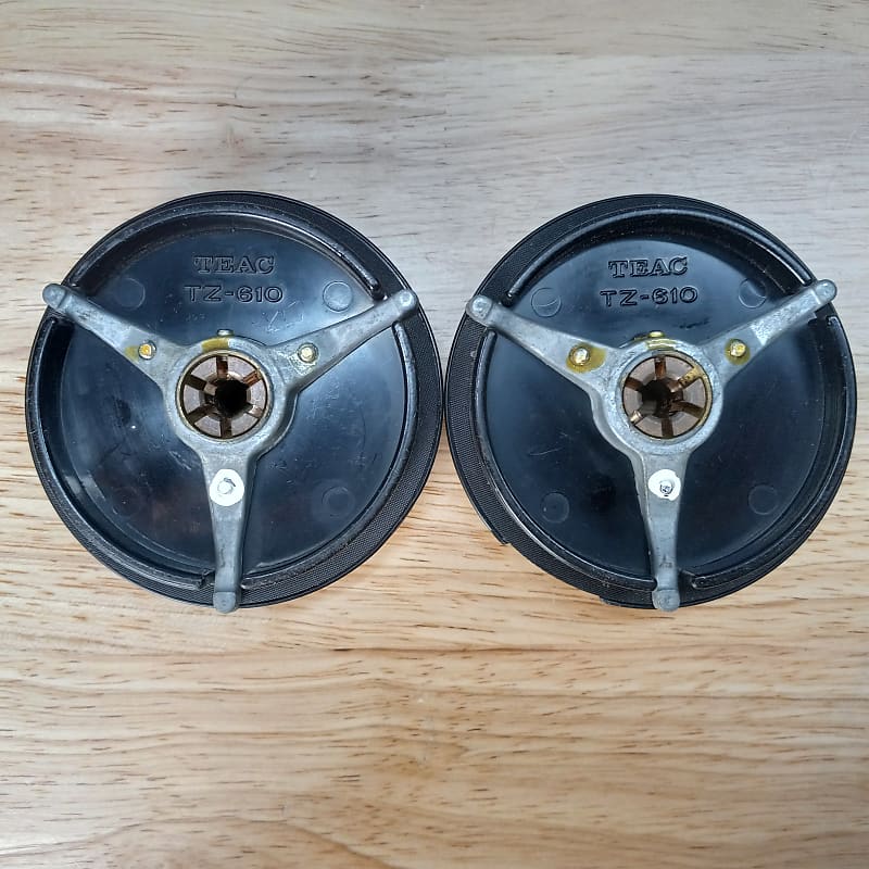TEAC TZ-610 NAB Adaptors Pair of Hubs for 10 1/2 inch reels