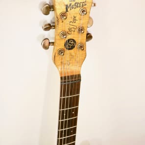 Loïc Le Pape Mosteel J.Ramone Tribute Guitar (Signed By Joe Perry, Alice Cooper And Others) image 2