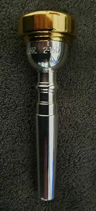 Vincent Bach CORP. 2-1/2C trumpet mouthpiece