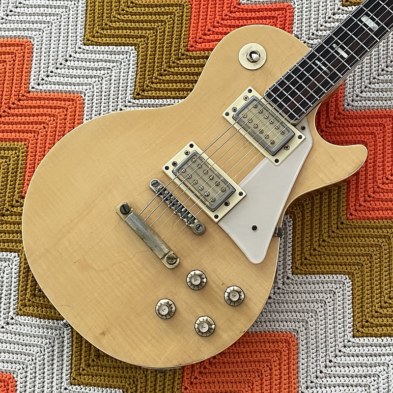 1975 UNIVOX Les Paul Black > Guitars Electric Solid Body
