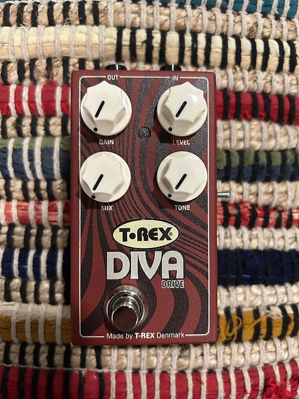 T-Rex Diva Drive