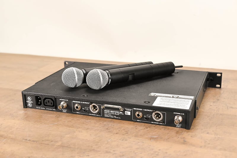SHURE ワイヤレス受信機 U4D 1本, SHURE U2-JB 2本 SHURE ワイヤレス
