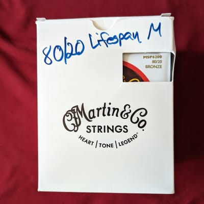 Box of 10 Packs of Martin MSP6200 SP Lifespan 80/20 Bronze Medium Acoustic Strings 2010s image 5