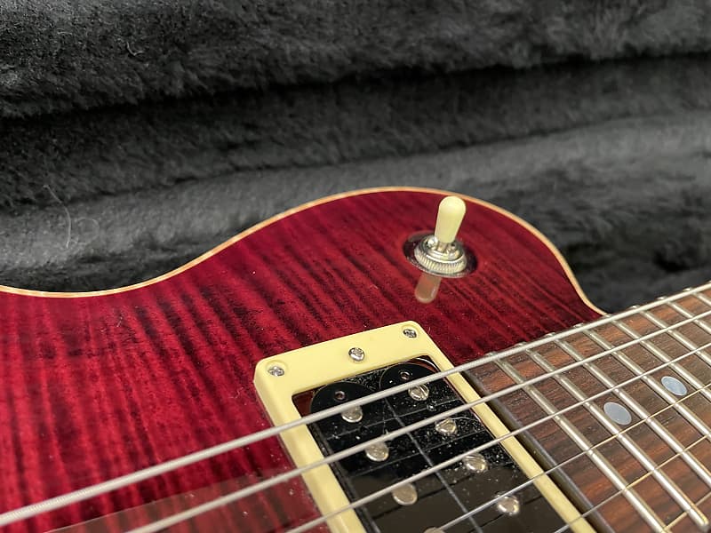 James Tyler Line 6 USA Model JTV-59 US Variax Black Cherry James Tyler Line 6 USA Model JTV-59 US Variax Black Cherry