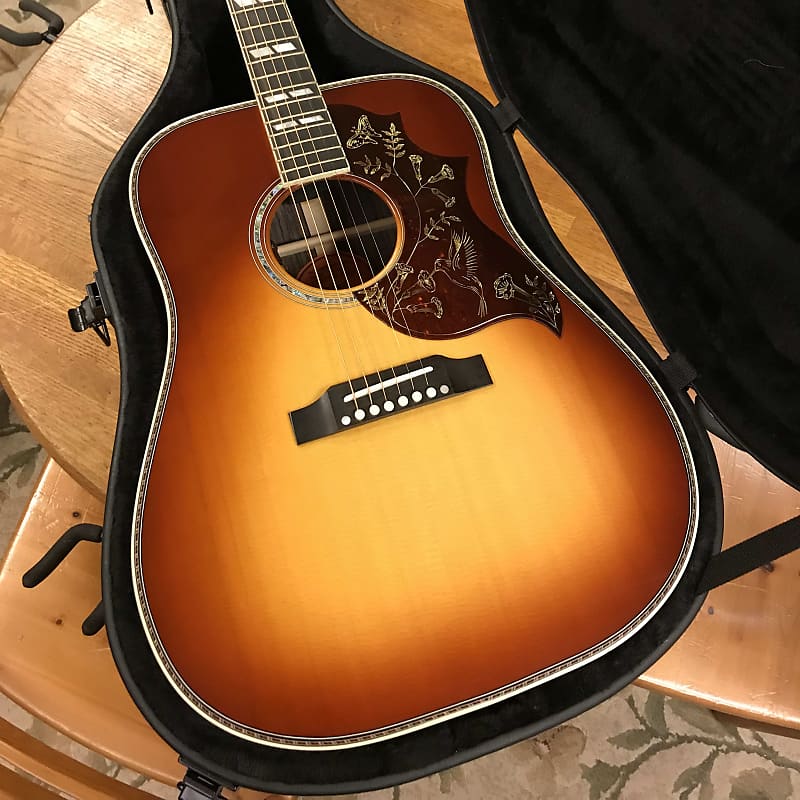 Gibson Hummingbird Deluxe