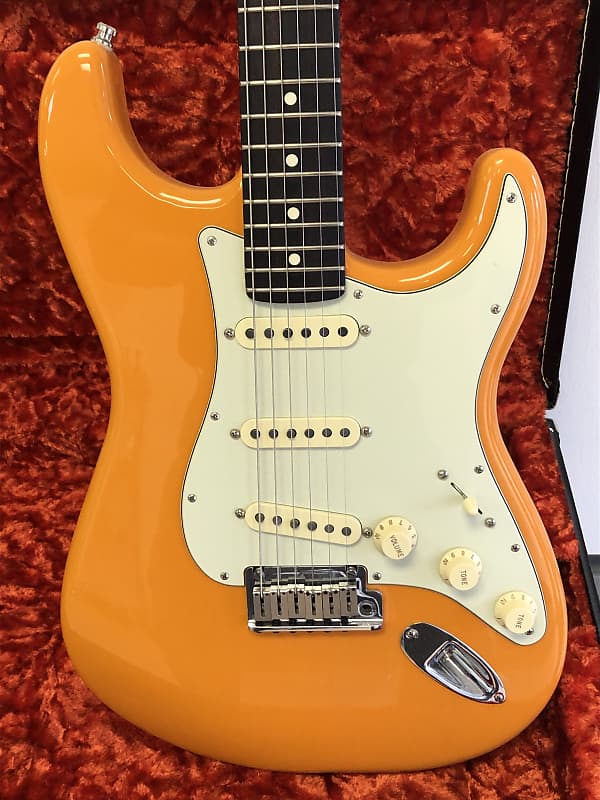 Fender Stratocaster 2001/2021 - Capri Orange | Reverb