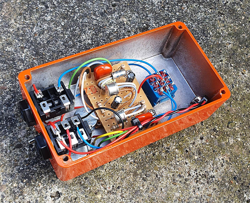 Elka Dizzy Tone fuzz pedal. Ultra rare 1967 original
