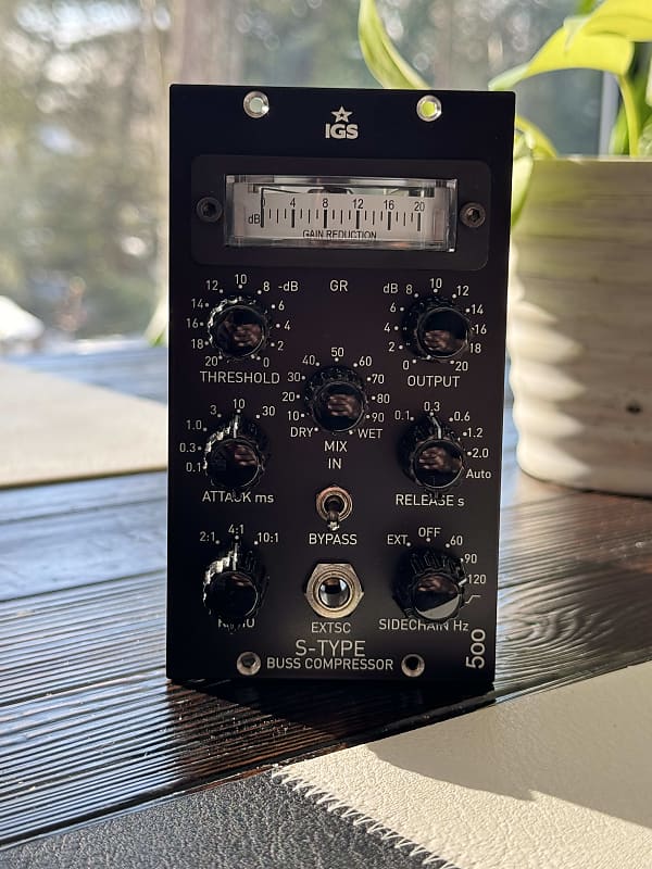 IGS S-Type SSL Style Buss Compressor | Reverb