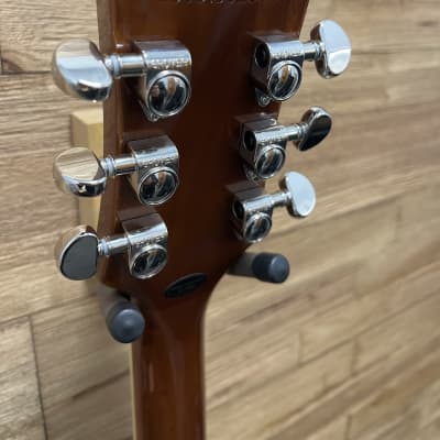 Epiphone Les Paul Classic Electric guitar 2023 - Honey Burst.  8lbs 12oz. New! image 15