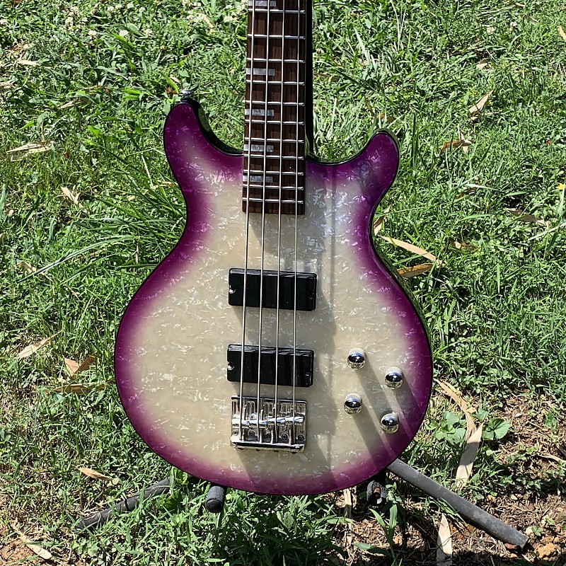 Daisy Rock Stardust Elite Bass Guitar Violet Burst Taylor