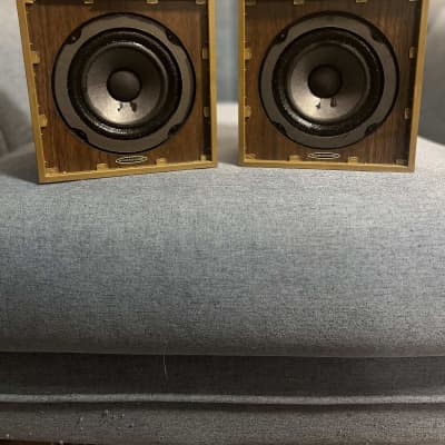 Vintage Auratone 5C Super Sound Cube 1970-1990 - Walnut | Reverb Vintage Auratone 5C Super Sound Cube 1970-1990 - Walnut | Reverb
