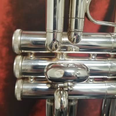 Bach TR300H2 Silver Trumpet (Cincinnati,OH) image 4