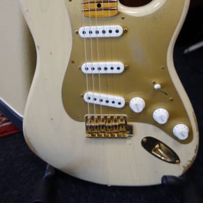 Fender Limited Edition '55 Bone Tone Strat Relic Aged Honey Blonde Gold Hardware image 2