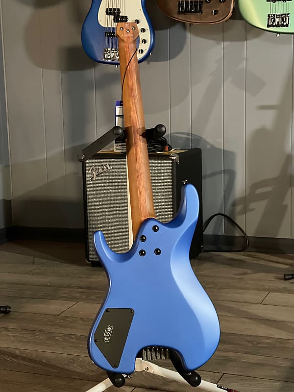Ibanez Q52, 6 String Headless Guitar, Laser Blue Matte 7455