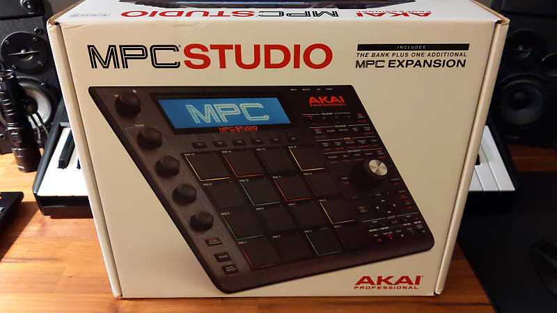 Akai MPC STUDIO BLACK (Brushed Black Metal) with Travel Case