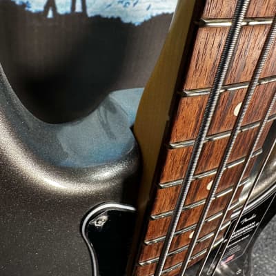 Fender AMERICAN PROFESSIONAL II PRECISION BASS image 8