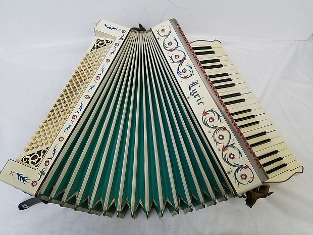 Lyric accordion shop