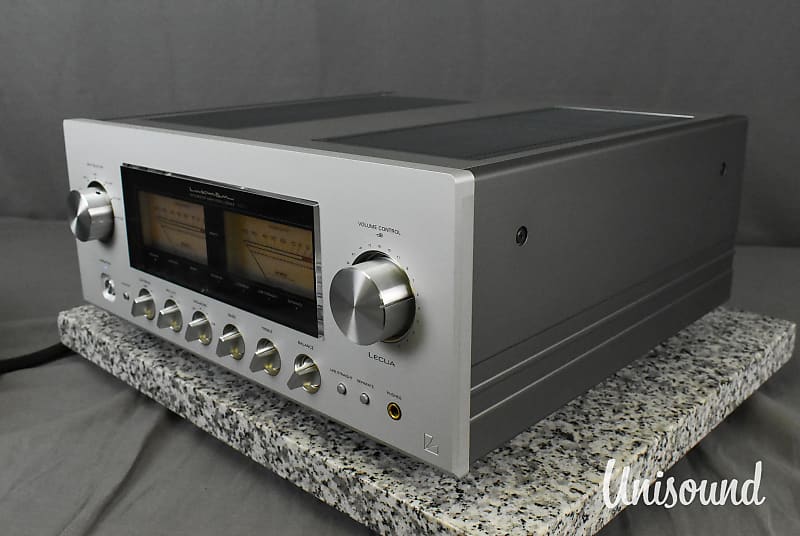 Luxman L-590AXII Integrated Amplifier in Excellent Condition w