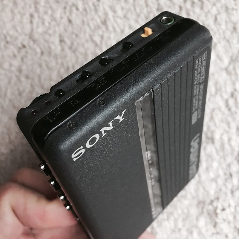 Sony WM-503 Walkman Cassette Player, Super Cool Black !! Working