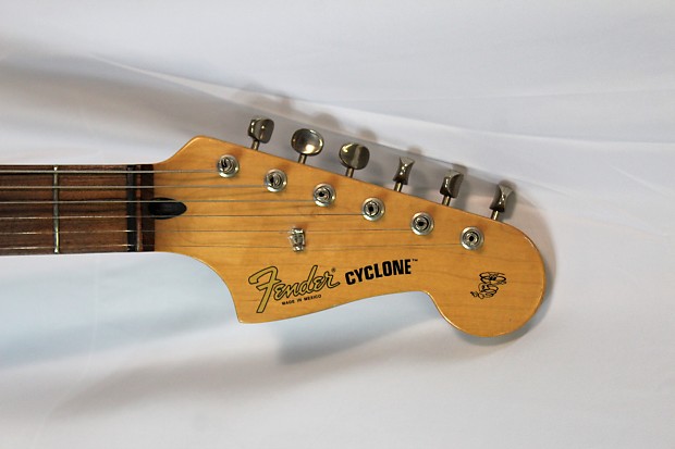 Fender Mexico Cyclone 2000-01年製造 - メルカリ