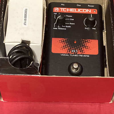 TC Helicon VoiceTone R1 | Reverb