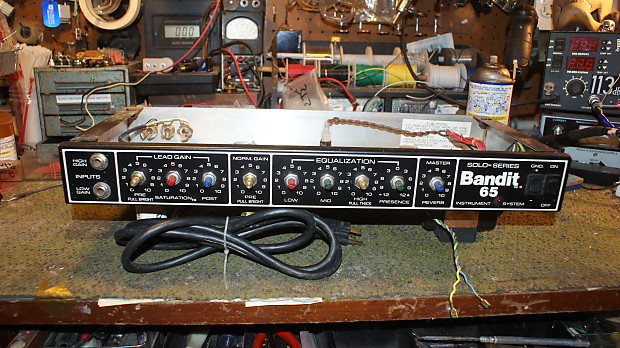PEAVEY BANDIT 65 SOLO LEAD Amp Chassis needs some TLC for