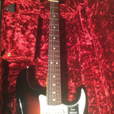 Fender  American Original '60s Stratocaster®, Rosewood Fingerboard, 3-Color Sunburst-V2201188 image 10