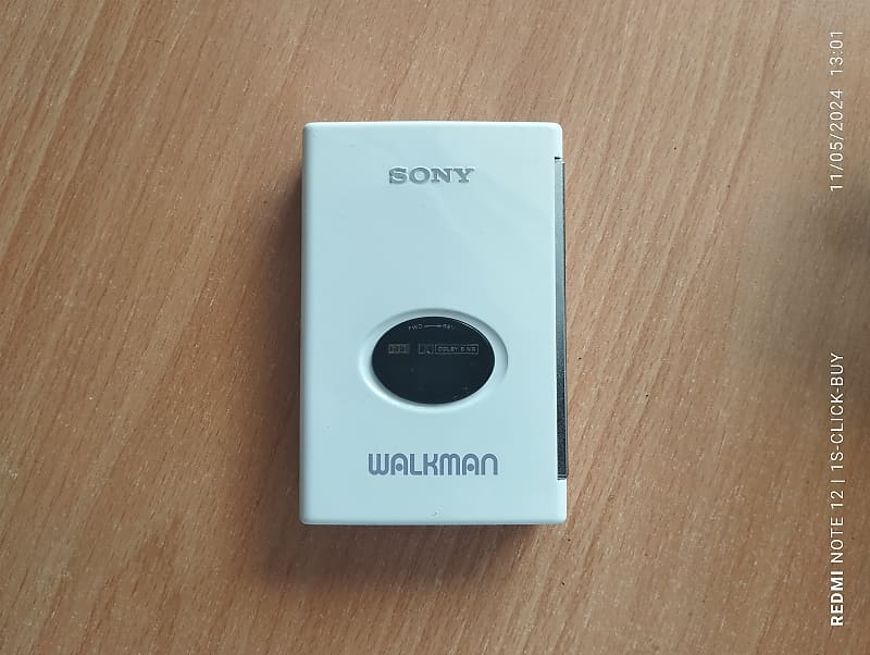 SONY WM-609 カセットプレーヤーホワイト