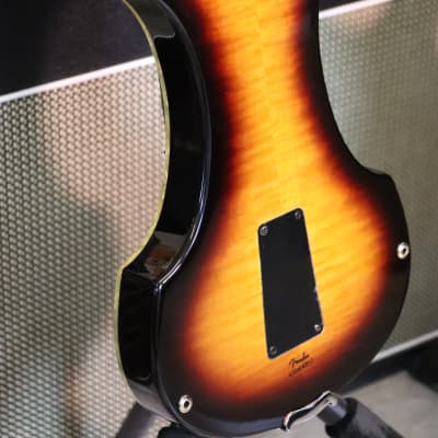 弦楽器 Fender FV-3 Fender FV-3 Deluxe Violin, Flamed Maple Sunburst - 717669040437