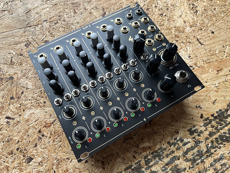 ST Modular SUM MIXER モジュラーシンセ ユーロラック ST Modular SUM MIXER モジュラーシンセ ユーロラック Stereo