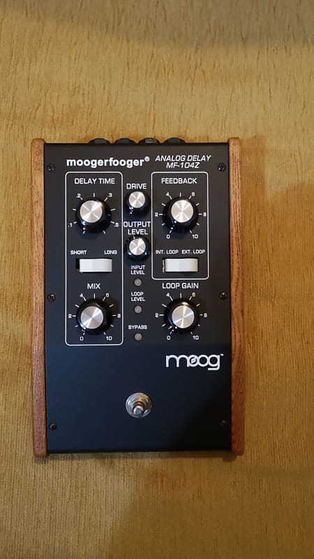 Moog Moogerfooger MF-104z Analog Delay mf104 mf 104 mf104z