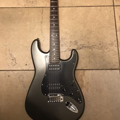 Fender Squier Standard Fat Strat Black Metallic Rosewood