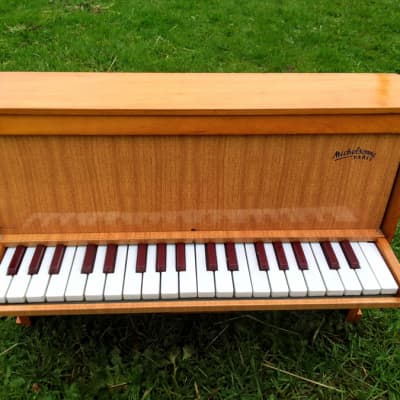 Wonderful chromatic toy piano Michelsonne Paris 37 keys - AS NEW image 1